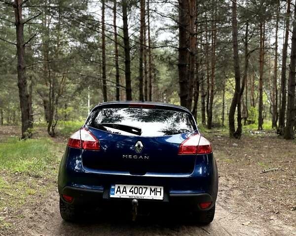 Синий Рено Меган, объемом двигателя 1.6 л и пробегом 297 тыс. км за 6500 $, фото 7 на Automoto.ua
