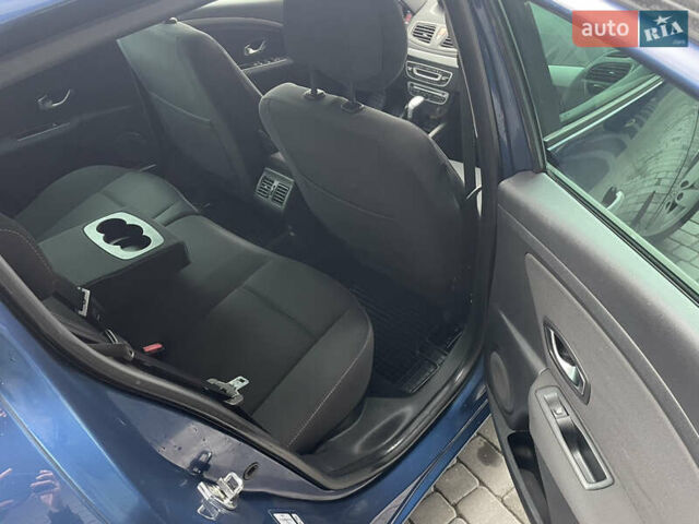 Синий Рено Меган, объемом двигателя 1.6 л и пробегом 196 тыс. км за 7300 $, фото 29 на Automoto.ua