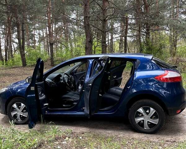 Синий Рено Меган, объемом двигателя 1.6 л и пробегом 297 тыс. км за 6500 $, фото 18 на Automoto.ua