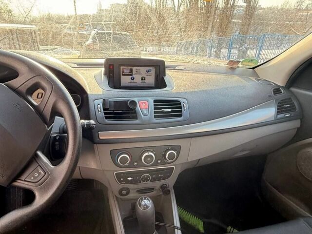 Синий Рено Меган, объемом двигателя 1.6 л и пробегом 197 тыс. км за 5500 $, фото 6 на Automoto.ua