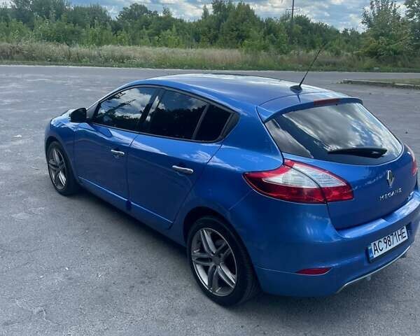 Синий Рено Меган, объемом двигателя 1.5 л и пробегом 325 тыс. км за 8300 $, фото 4 на Automoto.ua