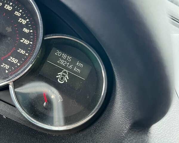 Синий Рено Меган, объемом двигателя 1.5 л и пробегом 210 тыс. км за 7950 $, фото 9 на Automoto.ua