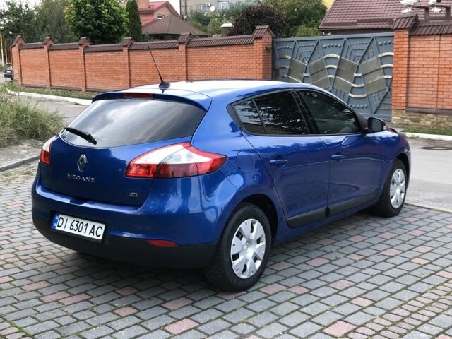 Синій Рено Меган, об'ємом двигуна 1.5 л та пробігом 300 тис. км за 5300 $, фото 8 на Automoto.ua
