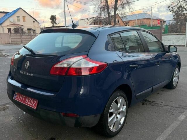 Синій Рено Меган, об'ємом двигуна 1.6 л та пробігом 197 тис. км за 6300 $, фото 8 на Automoto.ua