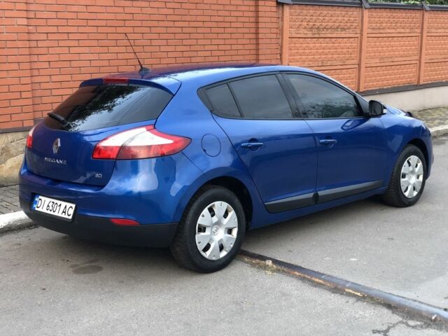 Синій Рено Меган, об'ємом двигуна 1.5 л та пробігом 300 тис. км за 5300 $, фото 2 на Automoto.ua