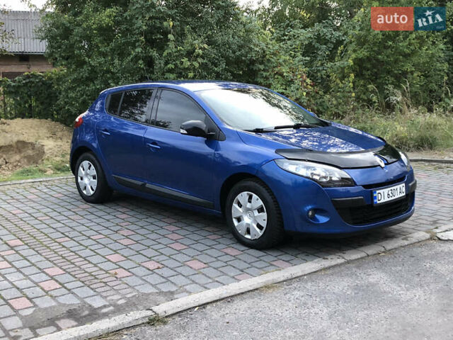 Рено Меган 2012 в Львове на Automoto.ua Синий Рено Меган, объемом двигателя 1.5 л и пробегом 300 тыс. км за 5250 $, фото 11 на Automoto.ua