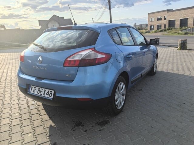 Синий Рено Меган, объемом двигателя 0 л и пробегом 186 тыс. км за 3500 $, фото 5 на Automoto.ua