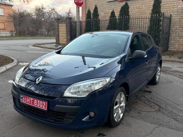 Синий Рено Меган, объемом двигателя 1.6 л и пробегом 197 тыс. км за 5500 $, фото 4 на Automoto.ua