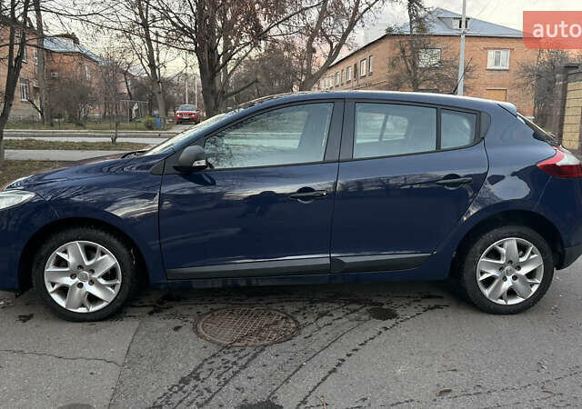 Синій Рено Меган, об'ємом двигуна 1.6 л та пробігом 197 тис. км за 6000 $, фото 3 на Automoto.ua