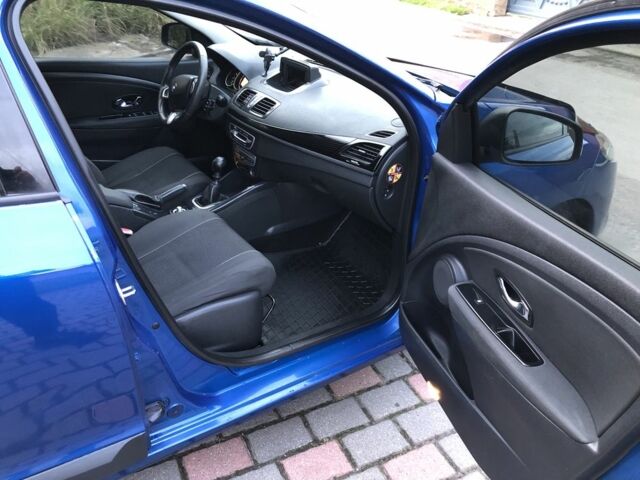 Синій Рено Меган, об'ємом двигуна 1.5 л та пробігом 300 тис. км за 5300 $, фото 13 на Automoto.ua