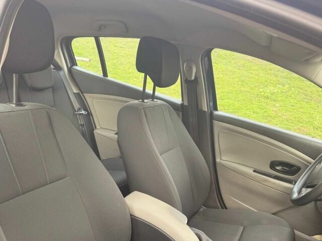 Синий Рено Меган, объемом двигателя 1.6 л и пробегом 197 тыс. км за 6300 $, фото 9 на Automoto.ua