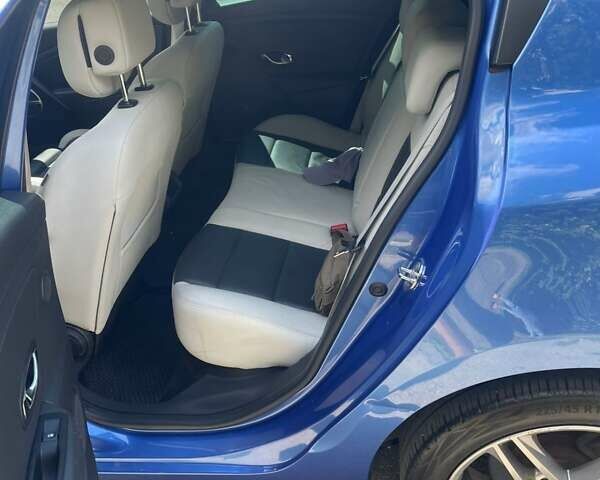 Синий Рено Меган, объемом двигателя 1.5 л и пробегом 325 тыс. км за 8300 $, фото 11 на Automoto.ua