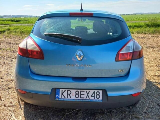 Рено Меган 2012 в Теребовле на Automoto.ua Синий Рено Меган, объемом двигателя 0 л и пробегом 190 тыс. км за 2500 $, фото 6 на Automoto.ua