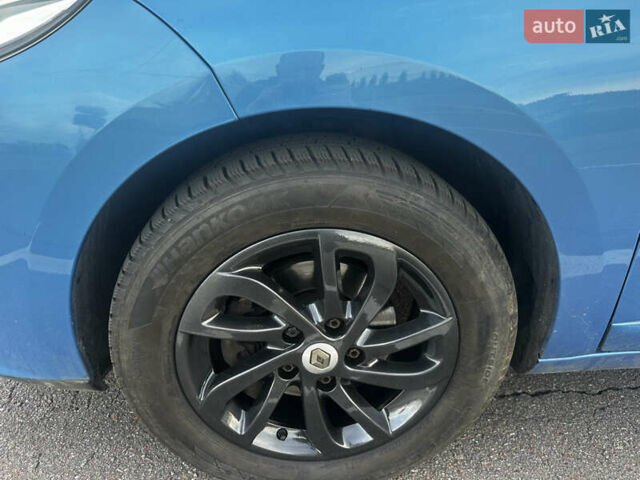 Синий Рено Меган, объемом двигателя 1.46 л и пробегом 156 тыс. км за 8750 $, фото 11 на Automoto.ua