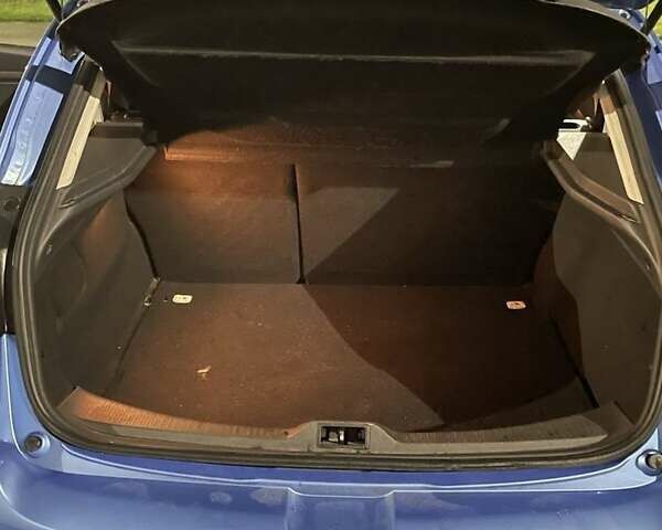 Синий Рено Меган, объемом двигателя 1.5 л и пробегом 275 тыс. км за 8000 $, фото 12 на Automoto.ua