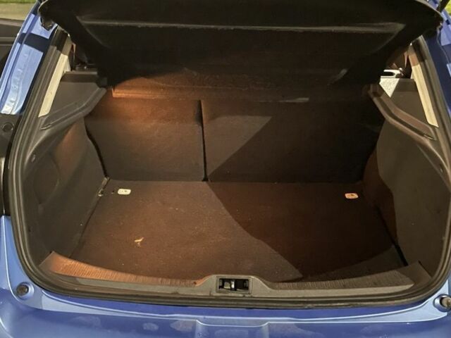 Синій Рено Меган, об'ємом двигуна 1.5 л та пробігом 275 тис. км за 8000 $, фото 13 на Automoto.ua