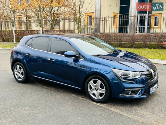 Синий Рено Меган, объемом двигателя 1.46 л и пробегом 264 тыс. км за 11500 $, фото 3 на Automoto.ua
