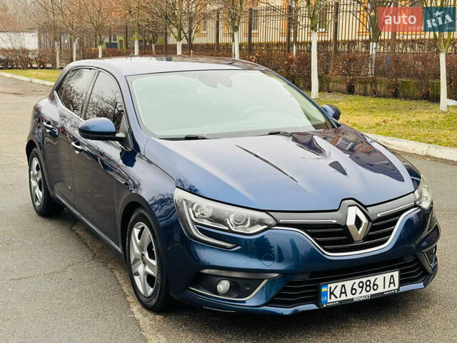 Синий Рено Меган, объемом двигателя 1.46 л и пробегом 264 тыс. км за 11500 $, фото 2 на Automoto.ua