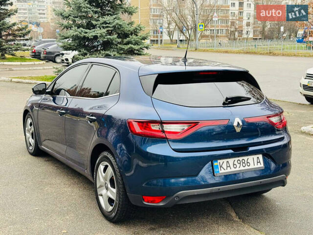 Синий Рено Меган, объемом двигателя 1.46 л и пробегом 264 тыс. км за 11500 $, фото 8 на Automoto.ua