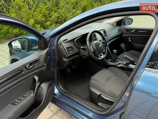 Синий Рено Меган, объемом двигателя 1.5 л и пробегом 140 тыс. км за 8500 $, фото 4 на Automoto.ua