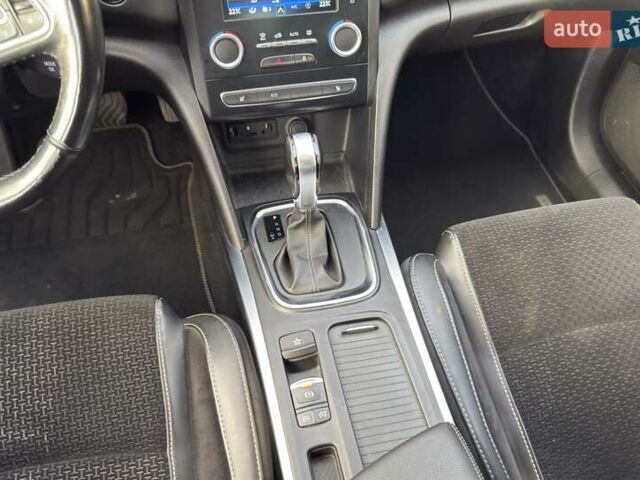 Синий Рено Меган, объемом двигателя 1.5 л и пробегом 278 тыс. км за 11900 $, фото 24 на Automoto.ua