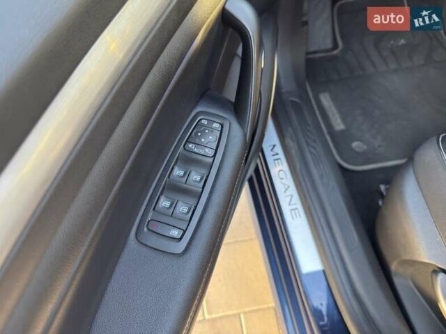 Синий Рено Меган, объемом двигателя 1.5 л и пробегом 278 тыс. км за 11900 $, фото 14 на Automoto.ua