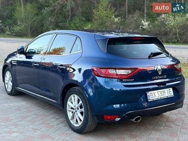 Синий Рено Меган, объемом двигателя 1.2 л и пробегом 201 тыс. км за 11200 $, фото 6 на Automoto.ua