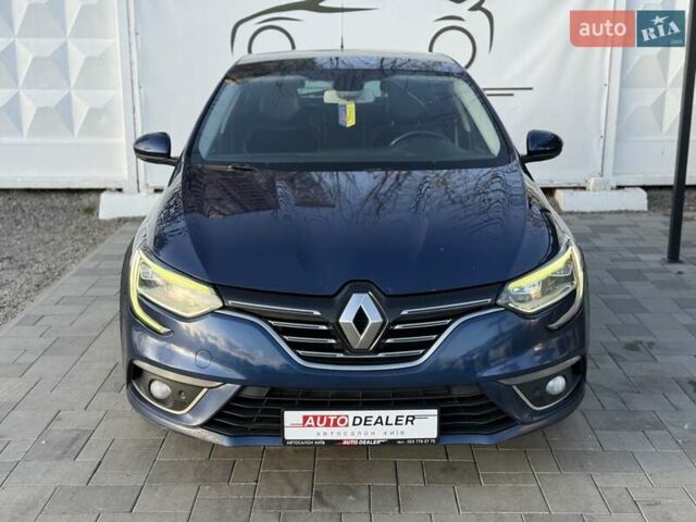 Синий Рено Меган, объемом двигателя 1.5 л и пробегом 278 тыс. км за 11900 $, фото 2 на Automoto.ua