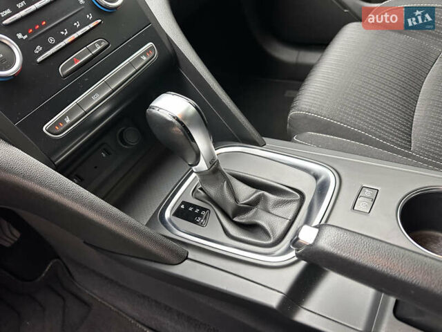 Синій Рено Меган, об'ємом двигуна 1.46 л та пробігом 80 тис. км за 14900 $, фото 55 на Automoto.ua