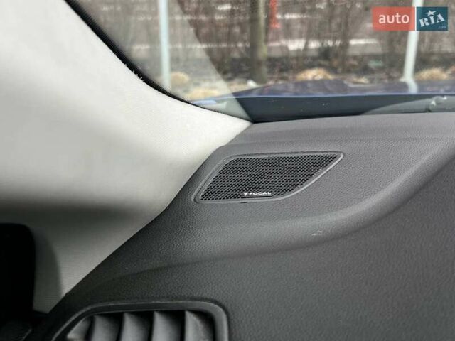 Синій Рено Меган, об'ємом двигуна 1.62 л та пробігом 135 тис. км за 18990 $, фото 16 на Automoto.ua