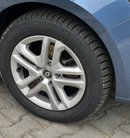 Синій Рено Меган, об'ємом двигуна 1.46 л та пробігом 80 тис. км за 14900 $, фото 43 на Automoto.ua