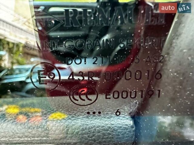 Синій Рено Меган, об'ємом двигуна 1.5 л та пробігом 179 тис. км за 12500 $, фото 1 на Automoto.ua
