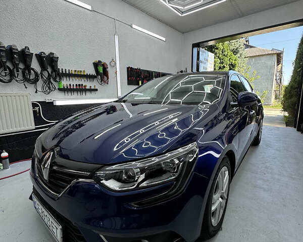 Синій Рено Меган, об'ємом двигуна 1.46 л та пробігом 228 тис. км за 10800 $, фото 3 на Automoto.ua