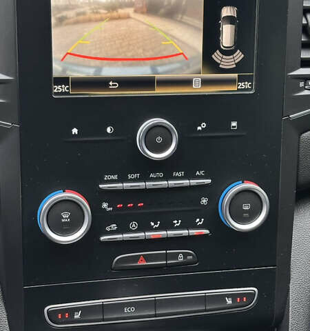 Синій Рено Меган, об'ємом двигуна 1.46 л та пробігом 80 тис. км за 14900 $, фото 54 на Automoto.ua