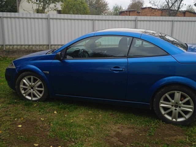 Синий Рено Меган, объемом двигателя 1.9 л и пробегом 225 тыс. км за 3800 $, фото 3 на Automoto.ua