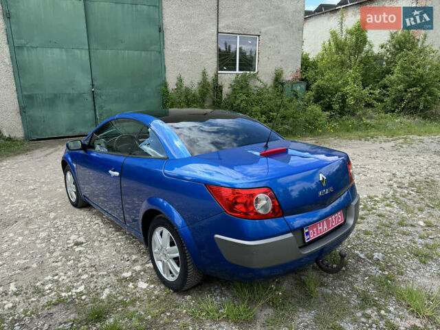 Синий Рено Меган, объемом двигателя 1.6 л и пробегом 189 тыс. км за 5700 $, фото 4 на Automoto.ua
