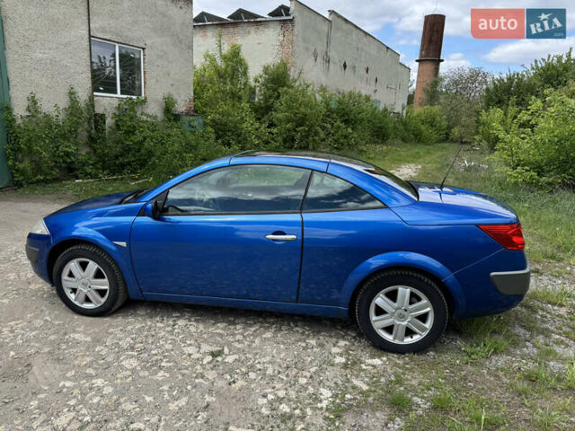 Синий Рено Меган, объемом двигателя 1.6 л и пробегом 189 тыс. км за 5700 $, фото 2 на Automoto.ua