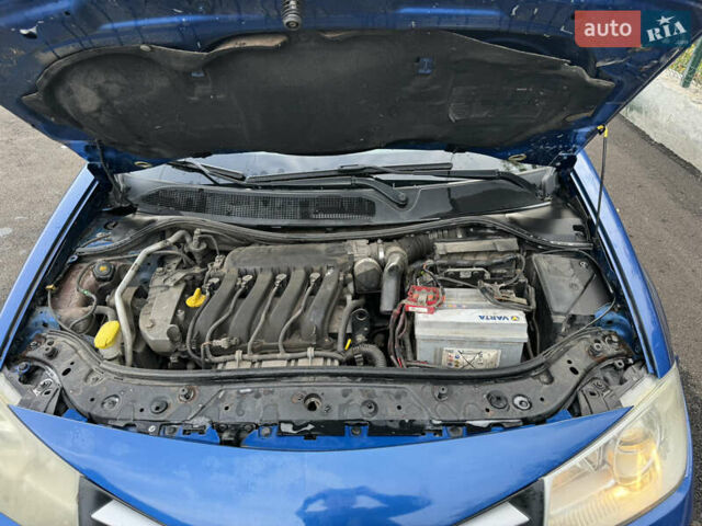 Синий Рено Меган, объемом двигателя 2 л и пробегом 188 тыс. км за 3700 $, фото 8 на Automoto.ua