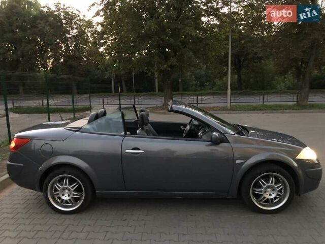 Синий Рено Меган, объемом двигателя 1.6 л и пробегом 260 тыс. км за 5790 $, фото 2 на Automoto.ua