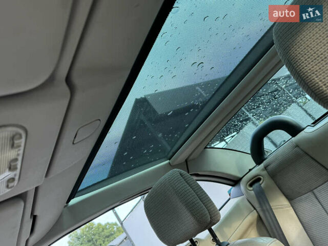 Синий Рено Меган, объемом двигателя 2 л и пробегом 188 тыс. км за 3700 $, фото 16 на Automoto.ua
