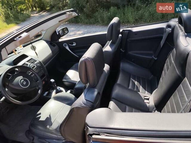 Синий Рено Меган, объемом двигателя 1.5 л и пробегом 260 тыс. км за 5700 $, фото 1 на Automoto.ua