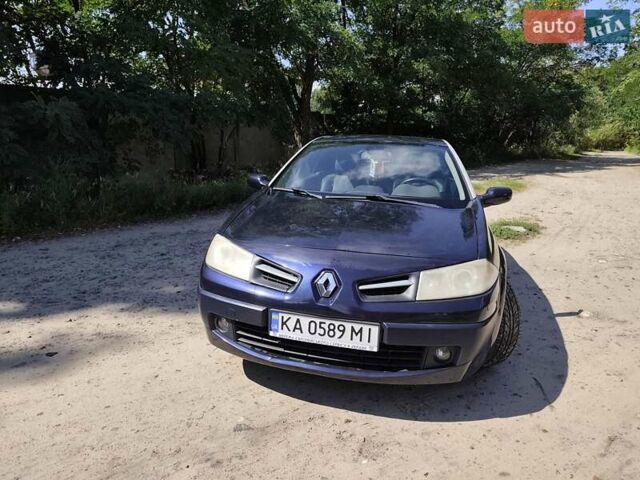 Синий Рено Меган, объемом двигателя 1.5 л и пробегом 260 тыс. км за 5700 $, фото 6 на Automoto.ua