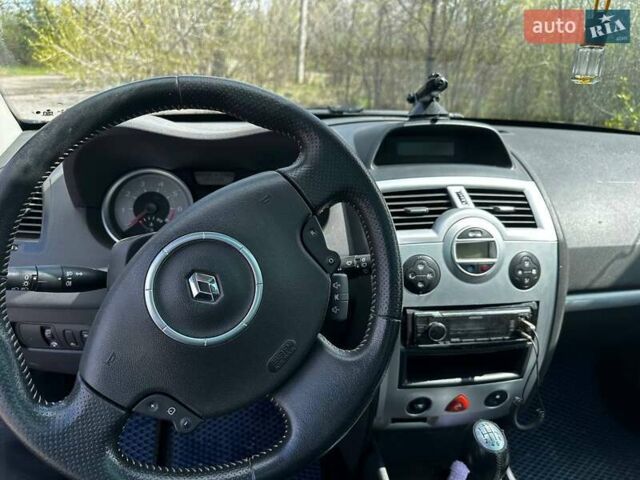 Синий Рено Меган, объемом двигателя 2 л и пробегом 116 тыс. км за 5500 $, фото 8 на Automoto.ua