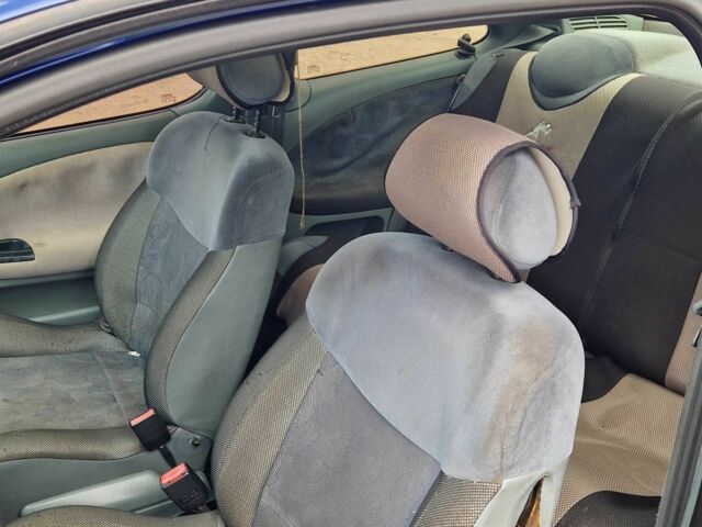 Синий Рено Меган, объемом двигателя 1.6 л и пробегом 50 тыс. км за 950 $, фото 2 на Automoto.ua