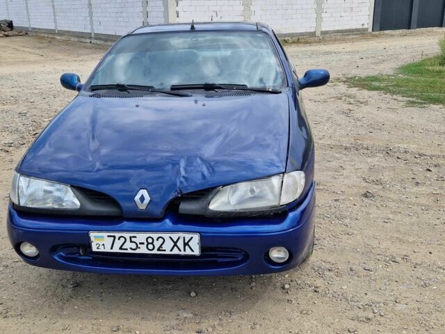 Синий Рено Меган, объемом двигателя 1.6 л и пробегом 50 тыс. км за 950 $, фото 5 на Automoto.ua