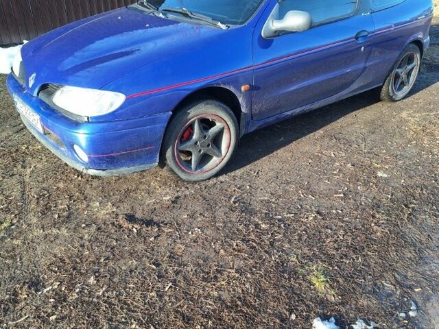 Синий Рено Меган, объемом двигателя 1.6 л и пробегом 1 тыс. км за 2700 $, фото 1 на Automoto.ua