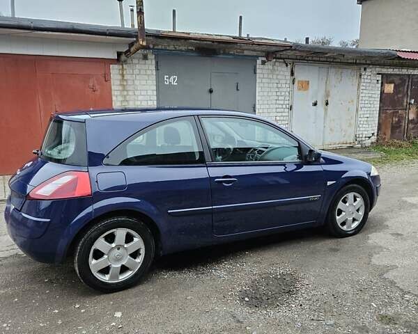 Синий Рено Меган, объемом двигателя 1.87 л и пробегом 239 тыс. км за 3200 $, фото 7 на Automoto.ua