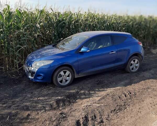 Синий Рено Меган, объемом двигателя 1.46 л и пробегом 112 тыс. км за 4800 $, фото 3 на Automoto.ua