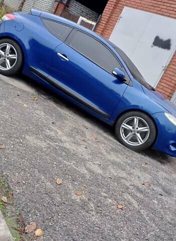 Синий Рено Меган, объемом двигателя 2 л и пробегом 255 тыс. км за 7000 $, фото 6 на Automoto.ua