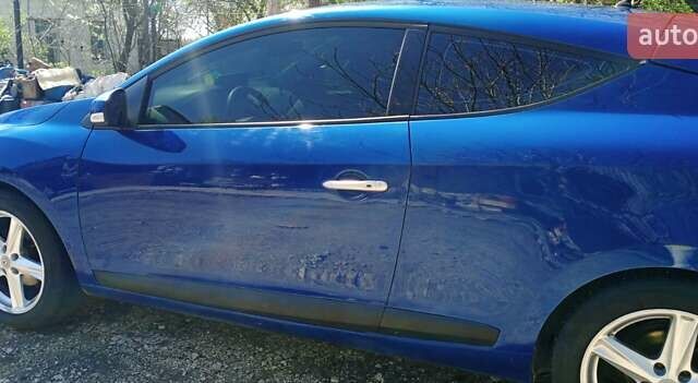 Синий Рено Меган, объемом двигателя 2 л и пробегом 255 тыс. км за 7000 $, фото 11 на Automoto.ua